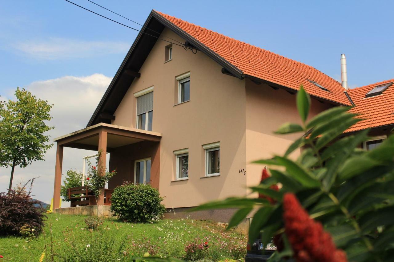 Studio Apartman Lakasa Rakovica Exterior foto