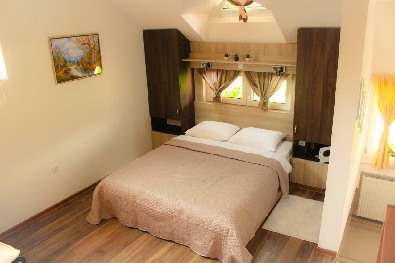 Studio Apartman Lakasa Rakovica Exterior foto